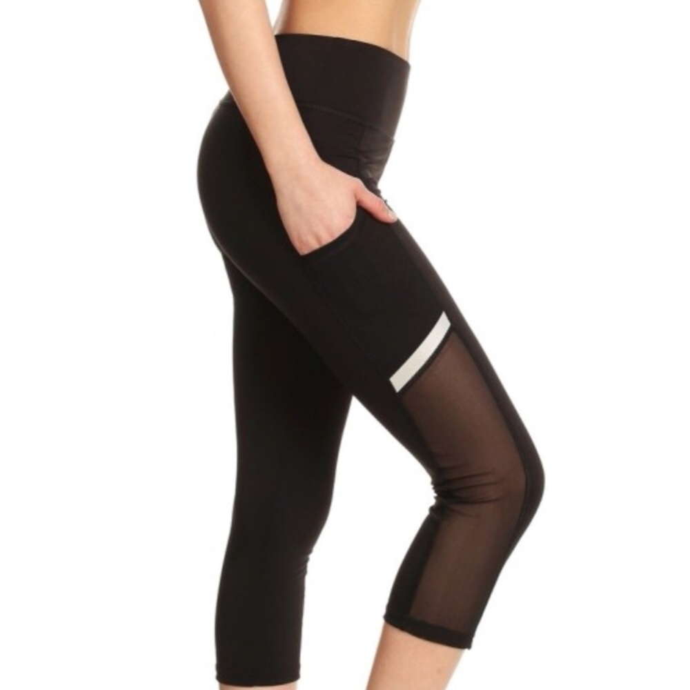 🌼🌼Black Capri Leggings 🌼
